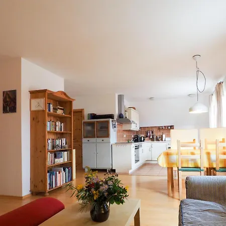 Historisches Meuder-heuboden * Zingst